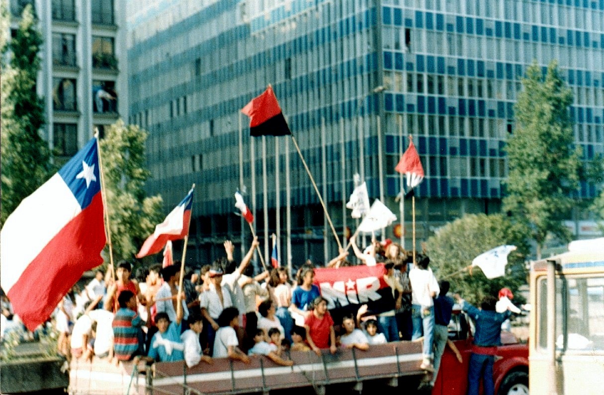 Dossier Chili_1 : Quand retour de la démocratie rime avec désengagement politique : le paradoxe chilien
